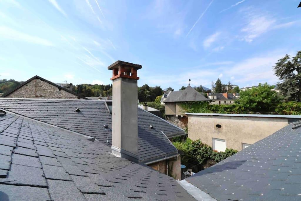 Les Hauts Du Chateau Chambéry Exteriör bild